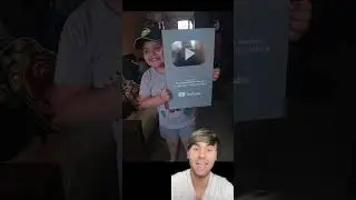 Su papa le dise&ntilde;o una placa de youtube de madera #shorts