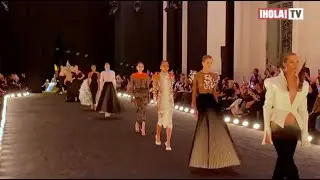 COMIENZA LA SEMANA DE LA ALTA COSTURA Y, UNA VEZ MÁS, SCHIAPARELLI ES LA  ENCARGADA DE INAUGURARLA.