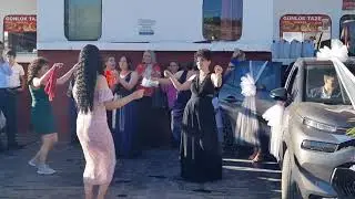FERİBOTTA DÜĞÜN HALAYI