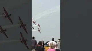 Smoke planes fly in formation