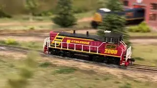 Atlas N Scale Bethlehem Steel Diesel Switcher Locomotive Standard DC Runs Nice