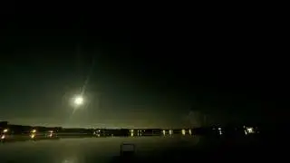 4K Night Timelapse: Yellow Sky