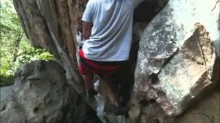 Golfie Kagswast Sending Super Mario (V4) at LRC