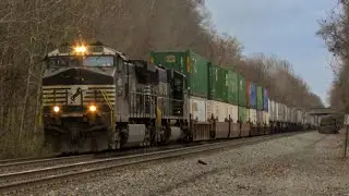 NS 27P with a Dash 9 and a ACC