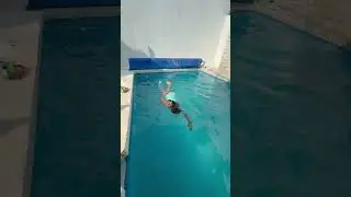 La PRESUMIDA no sabe nadar 😂