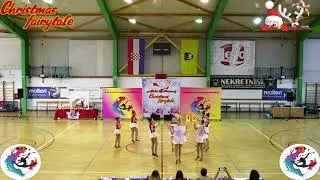 Flag Senior Stage- Halubajske mažoretkinje, Croatia