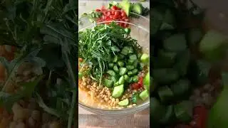 Mediterranean Couscous Salad | PERFECT Lunch!