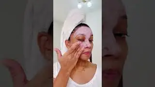 Rosy Cheeks instant fresh and clear skin from !!! Face mask from #lush #skincare  LUSH