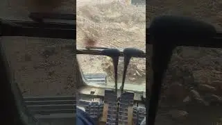 تعلم بكل بساطة القيادة الالت الحفر الهدروليكة كاز CASE  CX470B
