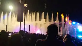 Universal Studios Orlando Fountain Light Show Pt. 2 Trolls
