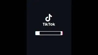 КОТ ПРИНИМАЕТ ВАННУ😂