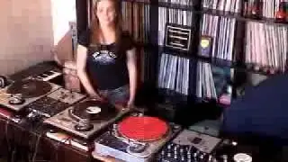 DJs Killa-Jewel & Praiz of the 12