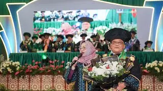 BUNGA TERAKHIR - Kenangan Terindah untuk Wisudawan & Rektor Purna Jabatan 🌷
