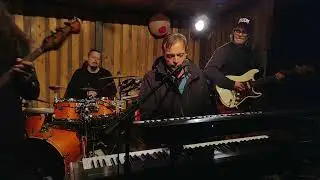Hatara p&auml;&auml; - Live - Hirvitalo 08.10.2022