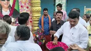 கோவிலம்பாக்கத்தில் எம்ஜிஆரின் நினைவு நாள் அனுசரிப்பு 
