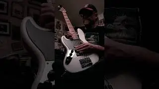 &ldquo;Sneak peek of tomorrow&rsquo;s loop 🔥&rdquo;.  #shorts #funkybass #bassloop #highlandmill #musicvibes