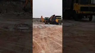 Bull Jcb sold loding 😎🔥 #youtube #ytshorts #trending #excavator #bull #jcb #mechanic #viralvideo