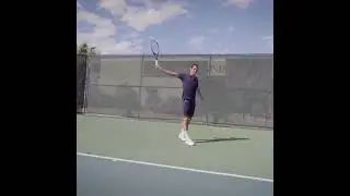 Roger Federer Play tested the Wilson Clash Racket