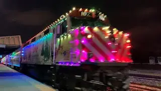Metra 102(Operation North Pole)on an inbound train! 12/29