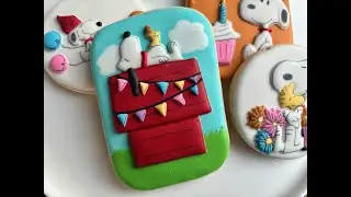 Snoopy Themed Sugar Cookie Decorating