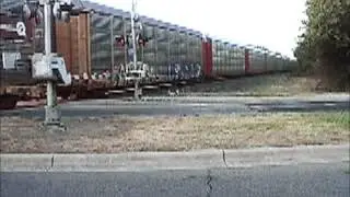 NB UPRR Auto Rack Train Moves Thru Austin TX