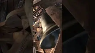 Notre Dame Cath&eacute;drale  bell