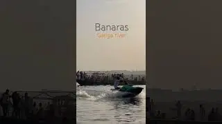 Water sports Adventure in Banaras.#shortsviral #shortsfeed #banaras #assighatvaranasi #watersports