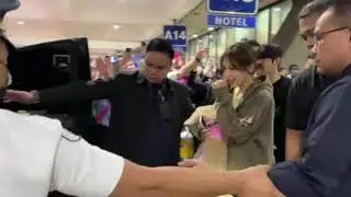 Red Velvet's #Wendy arrives in Manila (Jan. 16)