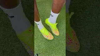 On Feet 👣 Adidas Predator Elite SG Boots !!