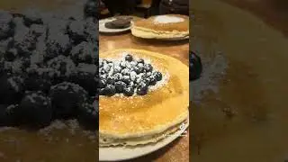 Check out the Donut Hole on your next trip to Destin, FL! #foodie #destinflorida #breakfast #brunch