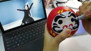 Happy 2020! Filling up the Daruma doll's eye.