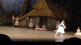 Variation Giselle acte I, Amandine Albisson - 28 mai 2016, Palais Garnier
