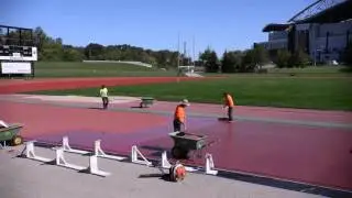 Track Resurfacing at the University of Manitoba | Resurfa&ccedil;age de la piste &agrave; l'Universit&eacute; du Manitoba