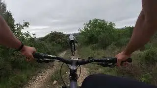 VTT DH // On EXPLORE une nouvelle voie / On DESCEND la DOUBLE NOIRE 2/2