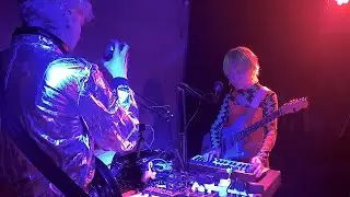 Fluffy Maybes 松软许诺 - Unnatural Disaster (Live in Berlin)