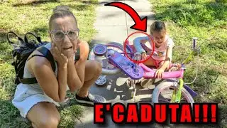 NOEMI CADE DALLA BICI COL BRACCIO ROTTO #cavalerifamily