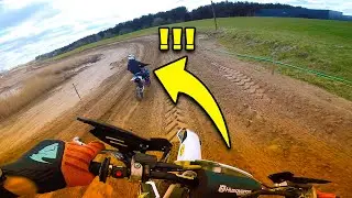 BIJNA OP IEMAND GESPRONGEN || FLAT TRACK MX LOMMEL