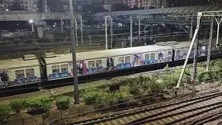 Mumbai Local Vs Express 🫣#wap7_#indianrailways_#shorts(1080p)