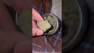 Thcasmallbuds mochi 8.5/10 nice candy smell and taste I really mess with this one use code jay420