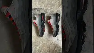 Brand new pair of Air max 95 Solar red OG (2018) in stock head over to the instagram @kickss.kingdom