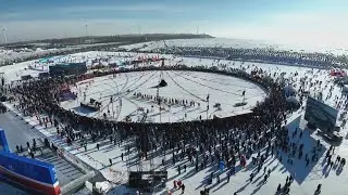 Jilin: Traditionelles Eisfischen am Chagan-See