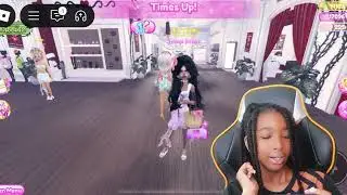 🏖️ &ldquo;Sandy Toes & Sun Kissed Style 🌊☀️  At the Beach Runway Challenge&rdquo;