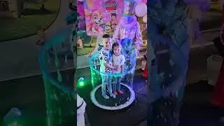 Bubble Show Vienna &ndash; Egor Hahuleac as Arlequin ✨ | Fancy Bubbles EU