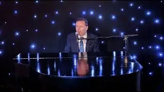 One Man band - Ireland - Sean De Burca, Piano Man
