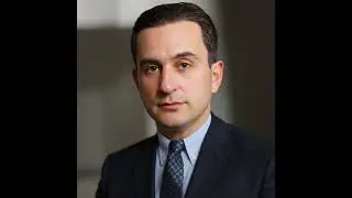 Münir Nurettin Selçuk - Bir melek-sîmâ perî gördüm der-i meyhânede