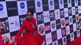 Looking Beautiful #niasharma Arrived At #itaawards Ceremony #niasharmadance #trendingvideo 