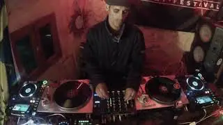 Puro techno en el estudio 3