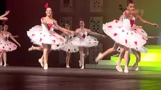 Notre Danse 2017 -  Alice nos País das Maravilhas - Cartas