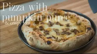 Pizza with pumpkin puree & crispy tofu