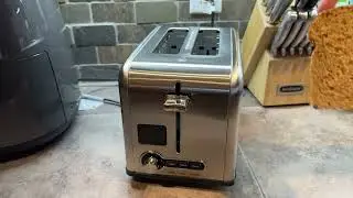 This is a GREAT toaster! --Peach Street 2 Slice Toaster Compact Bread Toaster with Digital Countdown